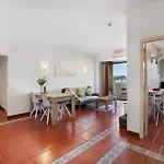 Oura Cozy Διαμέρισμα *